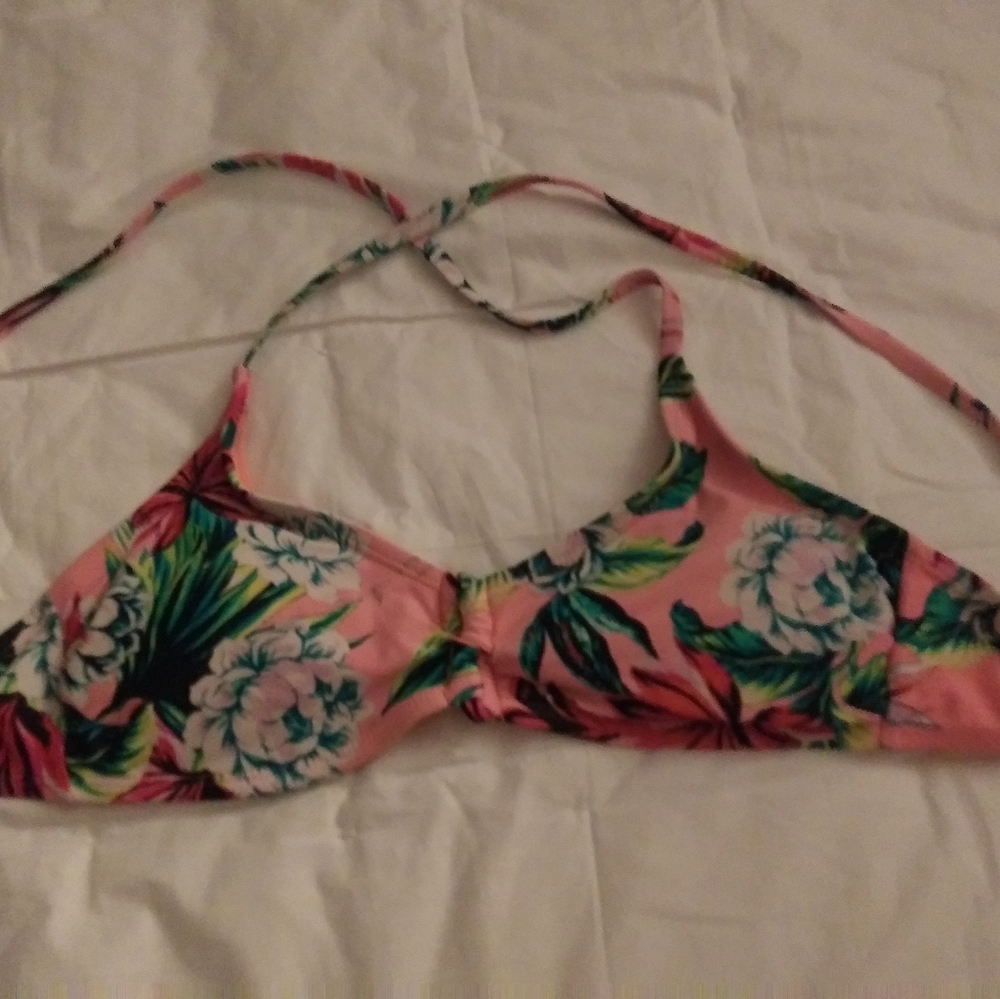 Bathing suit top